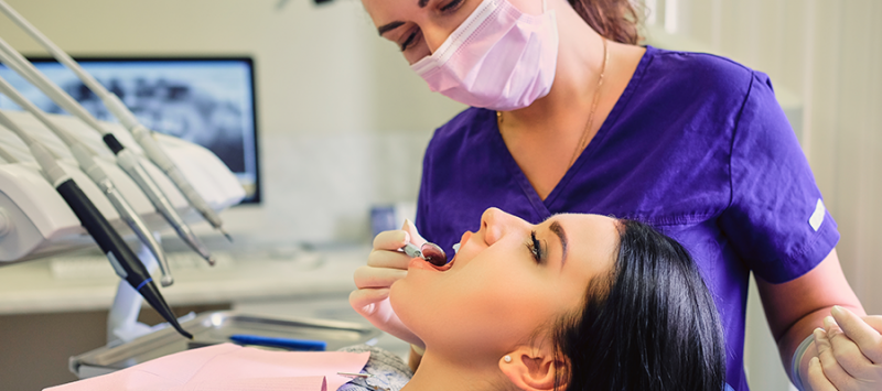 Periodontia: 4 curiosidades sobre essa especialidade da odontologia